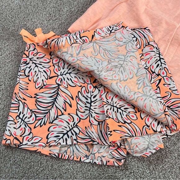 OshKosh linen blend 2 piece outfit - Picture 4 of 8